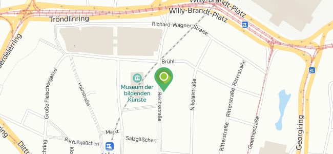 Dhillons, Mitte